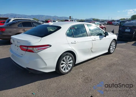 2020 Toyota Camry Le из США, поврежденный, VIN 4T1C11AK3LU333656